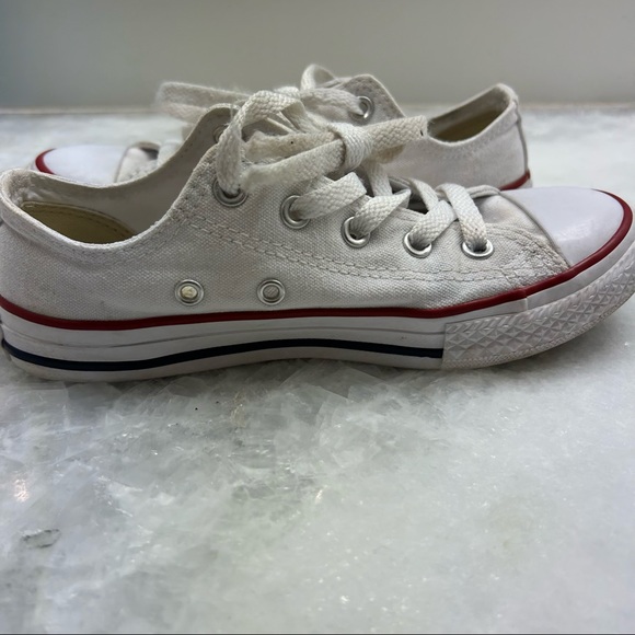 CONVERSE, Chuck Taylors, White, Kids, Size 1 - Picture 6 of 9
